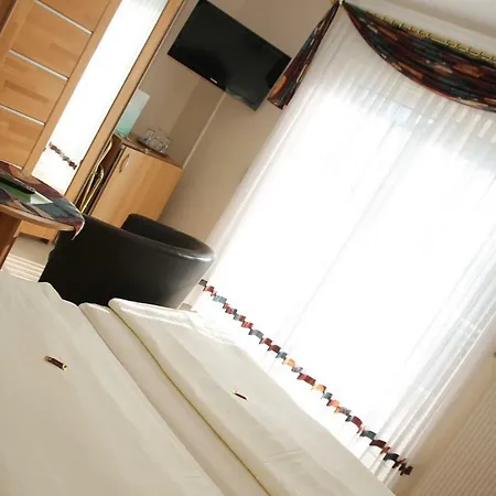 Gaestehaus Binz-meyer * Lieser